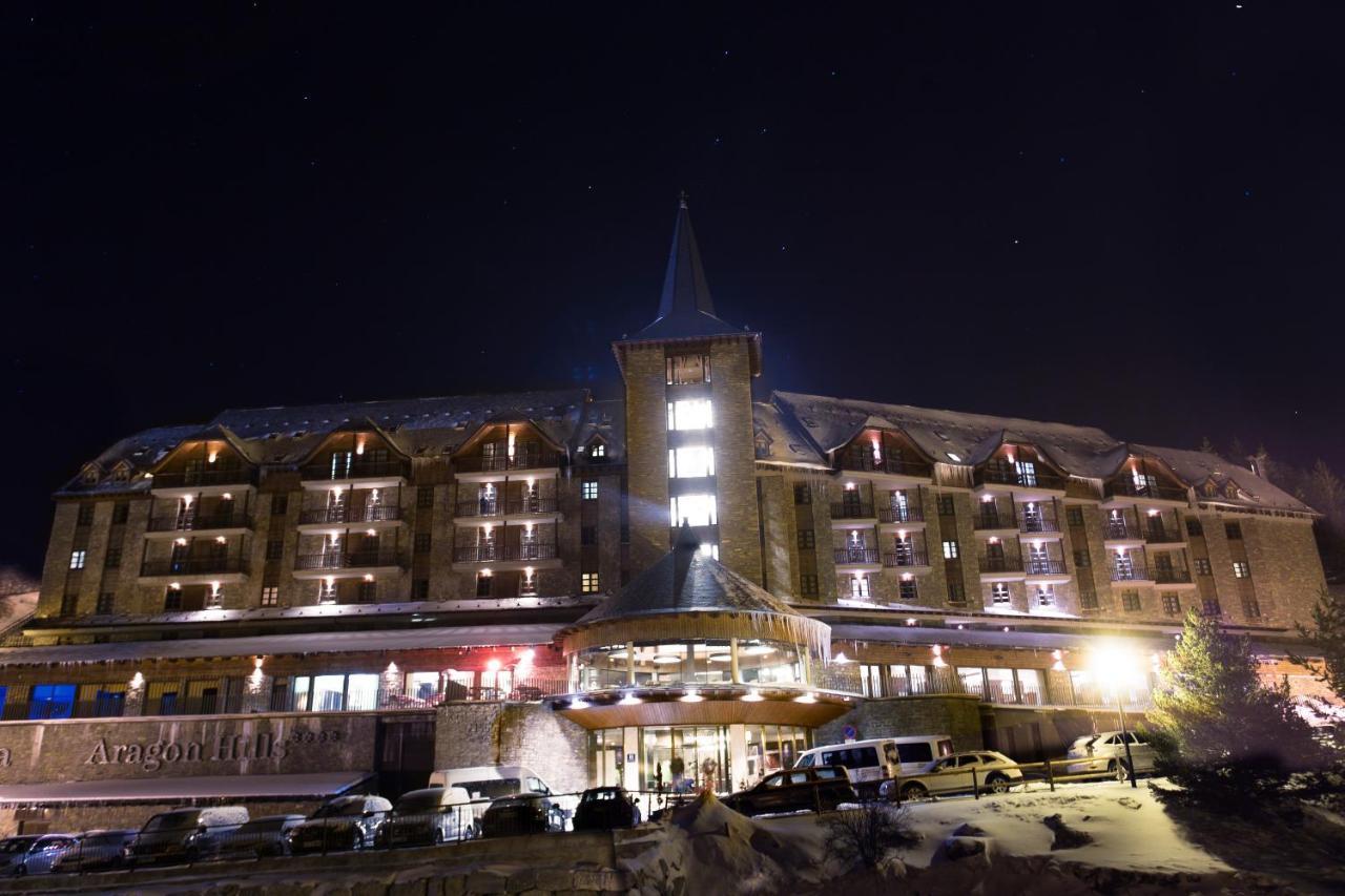 Snoe Aragon Hills Hotel Formigal Exterior photo